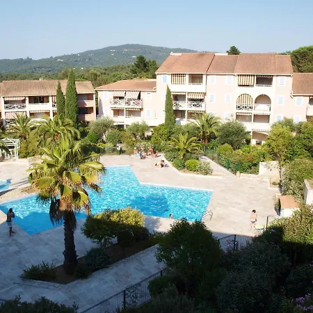 Studio Climatise 4P. Classe, Piscine, Terrasse Sur Parc Avec Palmiers